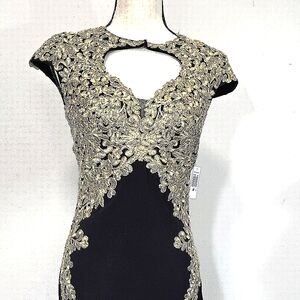 NWT GORGEOUS BLACK/GOLD GOWN 6P.                Betsy & Adam
